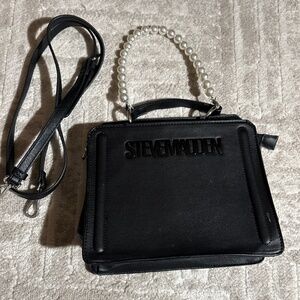 Steve Madden small black purse